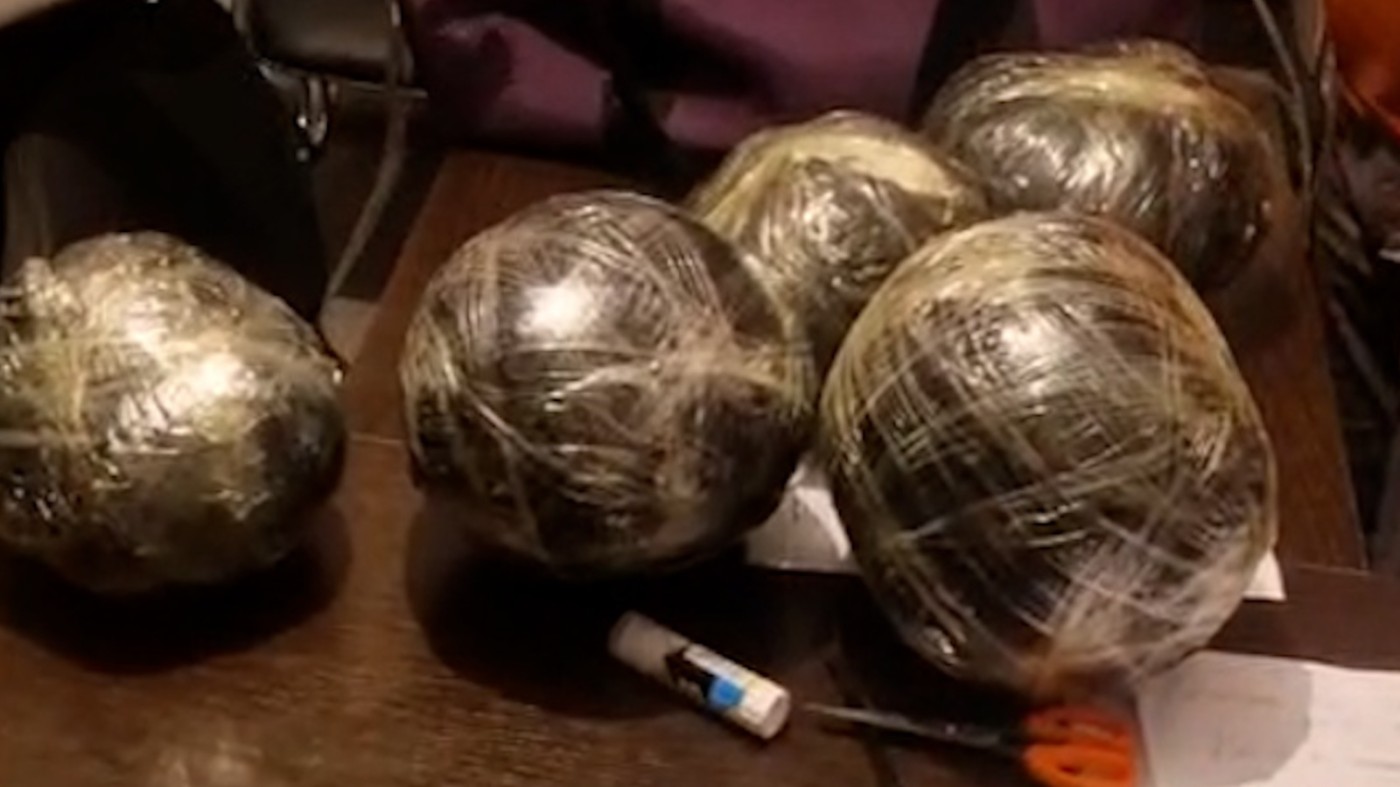 Bakıda narkotik alverçisi saxlanıldı - FOTOLAR (VİDEO)